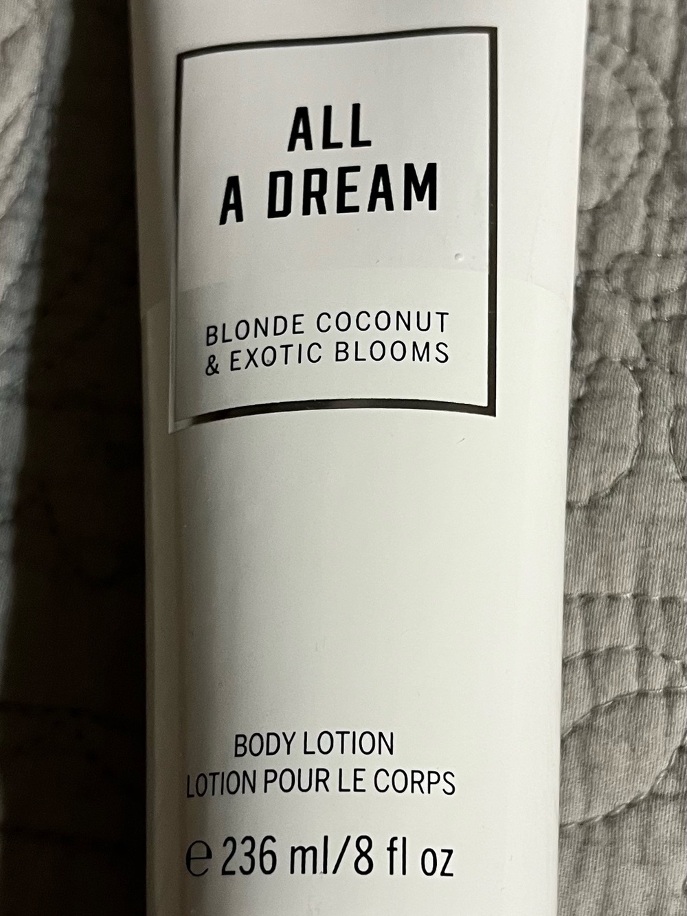 Victoria's Secret White Scented Body Lotion - All A Dream( discontinued)